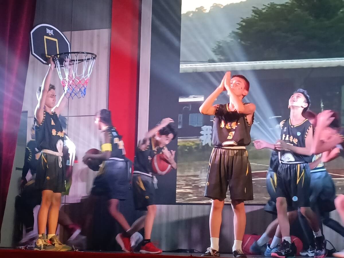 崇正小学文娱晚会-04